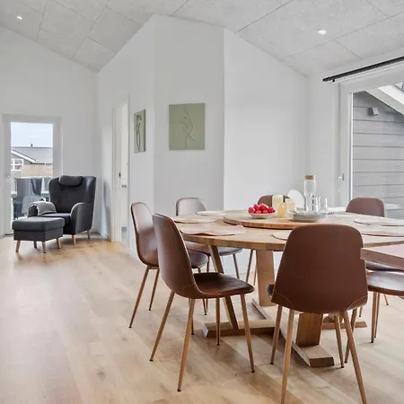 Holiday home Lovely In With Sauna Tarm